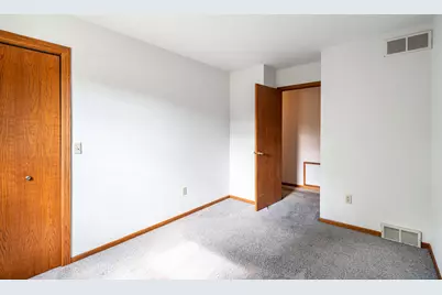 1958  Homestead Ct, Grafton, WI 53012 - Photo 24