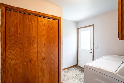 1958  Homestead Ct, Grafton, WI 53012 - Photo 20