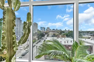 1550 E Royall Pl, Milwaukee, WI 53202 - Photo 8