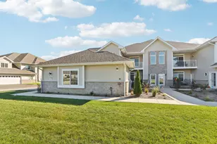 1625 Grey Fox Trail, Mukwonago, WI 53149 - Photo 38