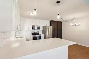 1625 Grey Fox Trail, Mukwonago, WI 53149 - Photo 4