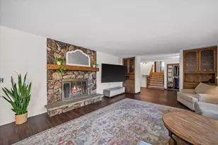 7165 Townline Rd, West Bend, WI 53090 - Photo 8