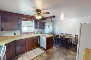 3107 45th St, Two Rivers, WI 54241 - Photo 4