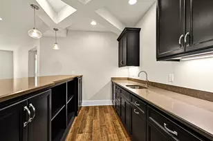 W248N2151 Kettle Cove Ct, Pewaukee, WI 53072 - Photo 30