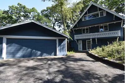 769  Arrowhead Dr, Fontana, WI 53125 - Photo 2