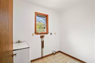 9 Sandalwood Ct, Racine, WI 53402 - Photo 18