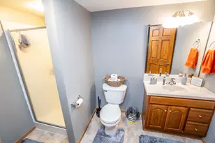 231 Nordic Ln, Slinger, WI 53086 - Photo 20