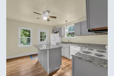 W4015  Black Point Rd, Lake Geneva, WI 53147 - Photo 4