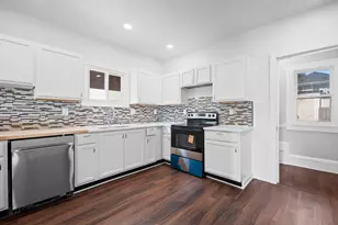 1931 N 47th St, Milwaukee, WI 53208 - Photo 4