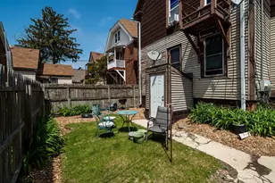 2437 N Weil St, Milwaukee, WI 53212 - Photo 4