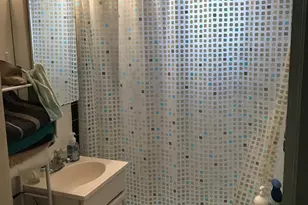 808 E Clarke St, Milwaukee, WI 53212 - Photo 6