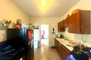 808 E Clarke St, Milwaukee, WI 53212 - Photo 12