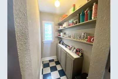 816 E Clarke St, Milwaukee, WI 53212 - Photo 20