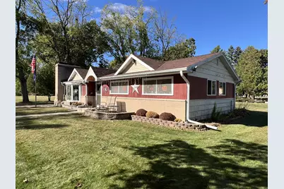 644 W Greenfield St, Elkhorn, WI 53121 - Photo 10