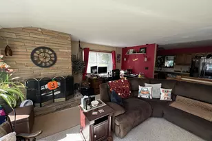 644 W Greenfield St, Elkhorn, WI 53121 - Photo 2