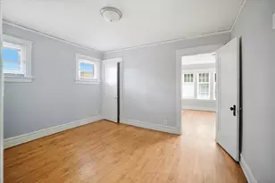 2701 N 39th St, Milwaukee, WI 53210 - Photo 8
