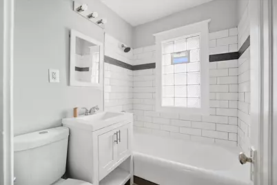 2701 N 39th St #2703, Milwaukee, WI 53210 - Photo 6
