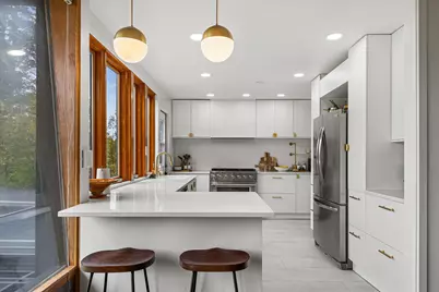 6465 N Santa Monica Blvd, Fox Point, WI 53217 - Photo 24