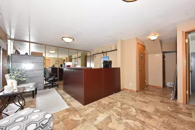 N116W15830  Main St, Germantown, WI 53022 - Photo 8