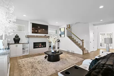 7690 W Preserve Pkwy, Mequon, WI 53097 - Photo 6