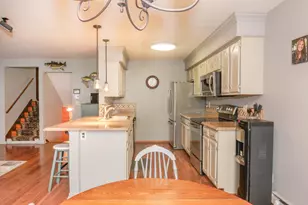 N49W36150 Nottingham Ln, Oconomowoc, WI 53066 - Photo 8