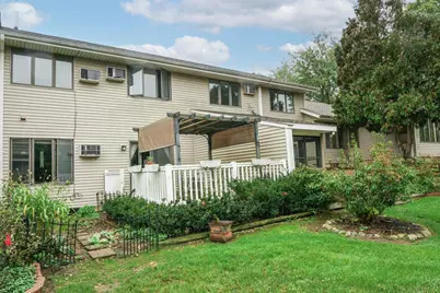 N49W36150  Nottingham Ln #12, Oconomowoc, WI 53066 - Photo 22