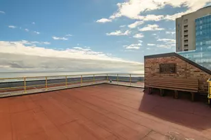 929 N Astor St, Milwaukee, WI 53202 - Photo 34