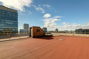 929 N Astor St, Milwaukee, WI 53202 - Photo 38