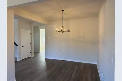 N101W17188  Tanglewood Dr, Germantown, WI 53022 - Photo 8