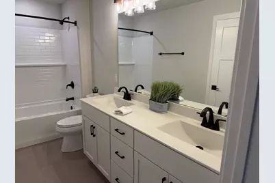 N50W19615  Tamarind Way, Menomonee Falls, WI 53051 - Photo 12