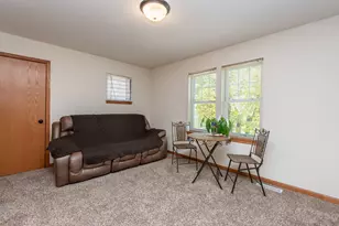 2301 W Garfield Ave, Milwaukee, WI 53205 - Photo 10