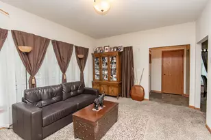 2301 W Garfield Ave, Milwaukee, WI 53205 - Photo 4