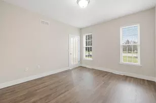 788 Black Squirrel Ct, Richfield, WI 53033 - Photo 8