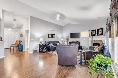 1203  Woodbury Cmn #D, Waukesha, WI 53189 - Photo 12