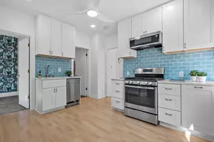 2961 S Delaware Ave, Milwaukee, WI 53207 - Photo 8