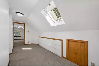 2961 S Delaware Ave, Milwaukee, WI 53207 - Photo 14