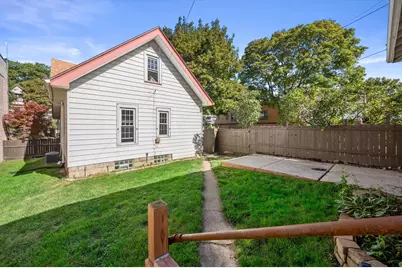 2961 S Delaware Ave, Milwaukee, WI 53207 - Photo 22