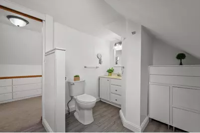 2961 S Delaware Ave, Milwaukee, WI 53207 - Photo 16