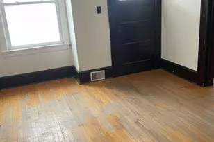 3134 N Holton St, Milwaukee, WI 53212 - Photo 2