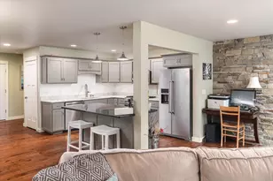 450 Coronado Cir, Onalaska, WI 54650 - Photo 14