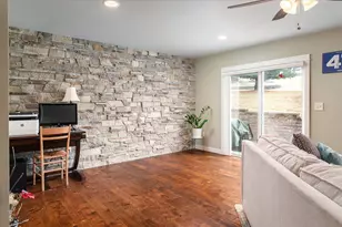 450 Coronado Cir, Onalaska, WI 54650 - Photo 18