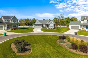 N55W20134 Magnolia Ln, Menomonee Falls, WI 53051 - Photo 36