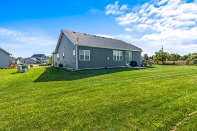 N55W20134  Magnolia Ln, Menomonee Falls, WI 53051 - Photo 32