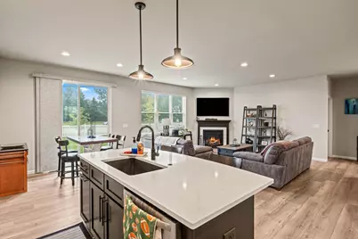 N55W20134  Magnolia Ln, Menomonee Falls, WI 53051 - Photo 12