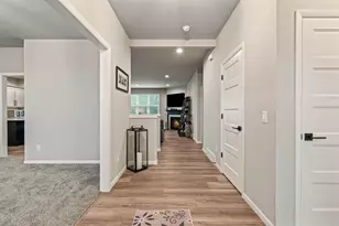 N55W20134 Magnolia Ln, Menomonee Falls, WI 53051 - Photo 2