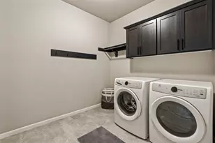 N55W20134 Magnolia Ln, Menomonee Falls, WI 53051 - Photo 28