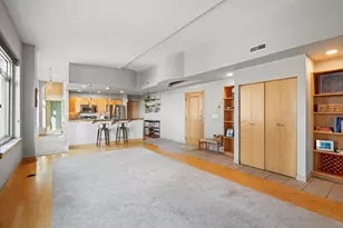 741 N Milwaukee St, Milwaukee, WI 53202 - Photo 10