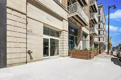 741 N Milwaukee St #903, Milwaukee, WI 53202 - Photo 2