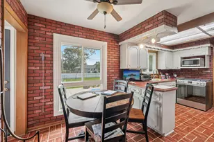 200 N 165th St, Brookfield, WI 53005 - Photo 12