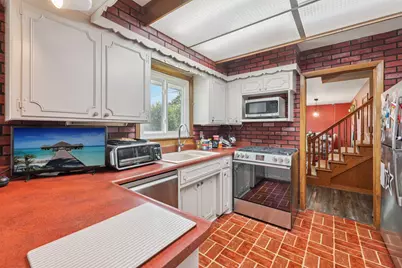 200 N 165th St, Brookfield, WI 53005 - Photo 10